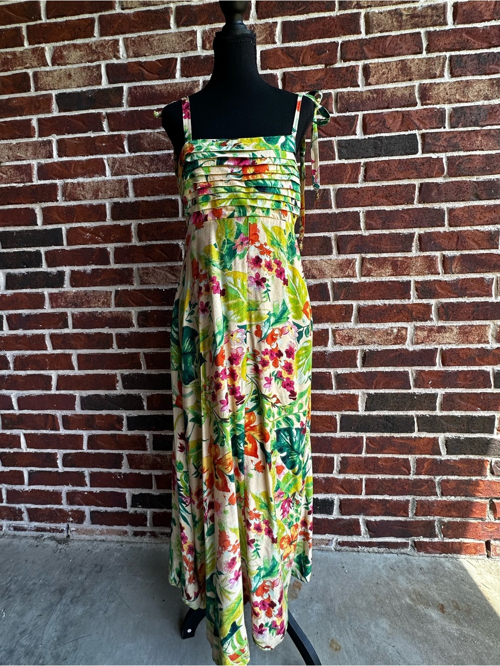 Floral Green Tie-Shoulder Maxi Dress